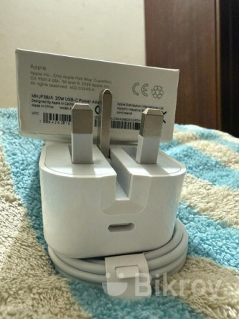 original-iphone-charger-20w-big-3
