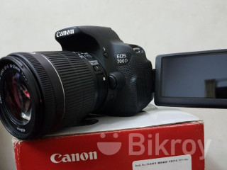 canon-700d-with-stm-lens-boxed