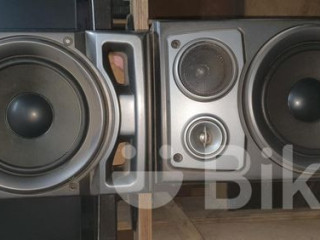 aiwa-8-super-bass-and-sound-spikers
