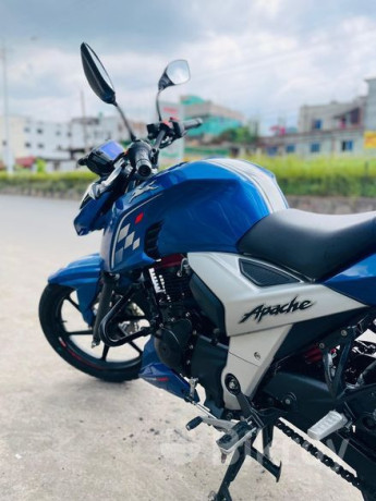 tvs-apache-rtr-160-4v-dd-abs-2025-big-0