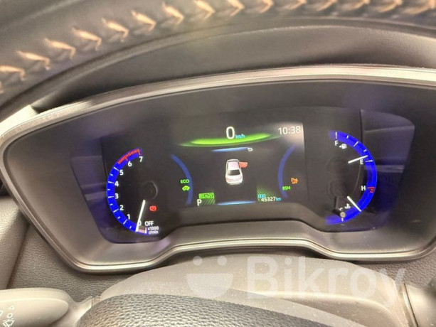 toyota-corolla-wxb-2020-big-2