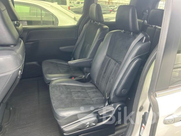 toyota-esquire-gi-premium-2021-big-1