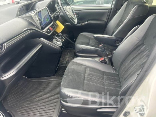 toyota-esquire-gi-premium-2021-big-2
