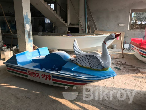 frp-goose-paddle-boat-big-2